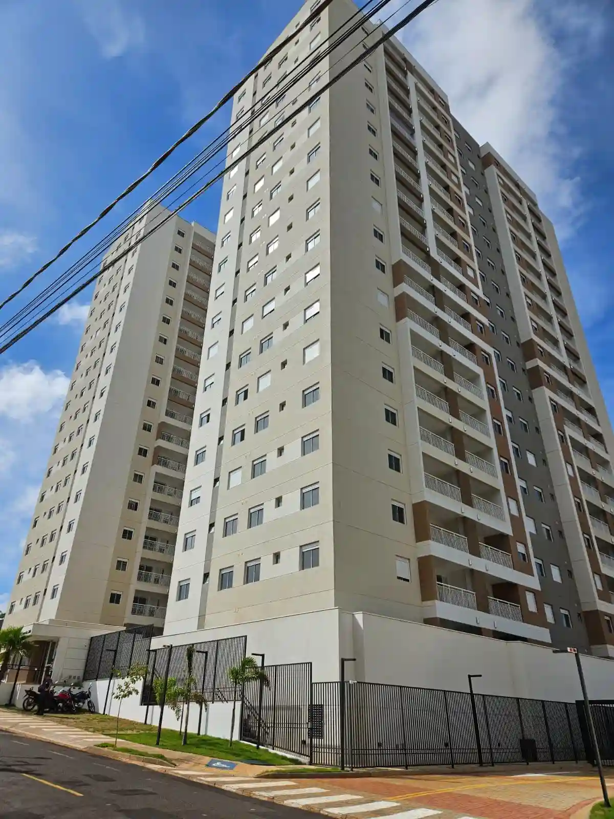 Apartamento com 2 quartos para aluguel, 55m² — foto 2 de 18