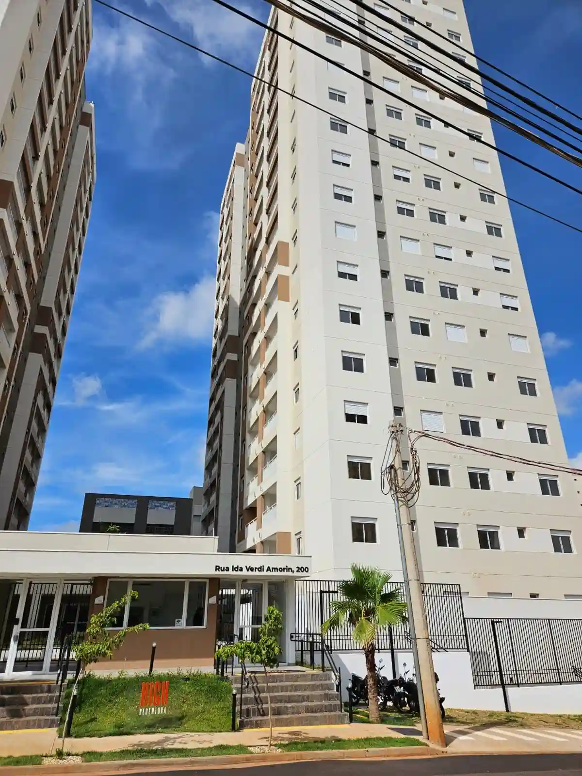 Apartamento com 2 quartos para aluguel, 55m² — foto 1 de 18