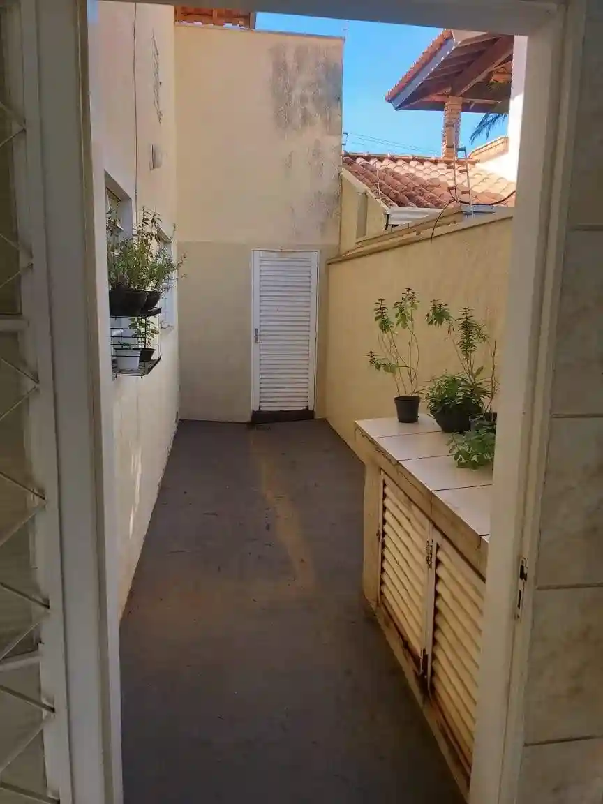 Casa com 3 quartos à venda, 210m² — foto 13 de 18