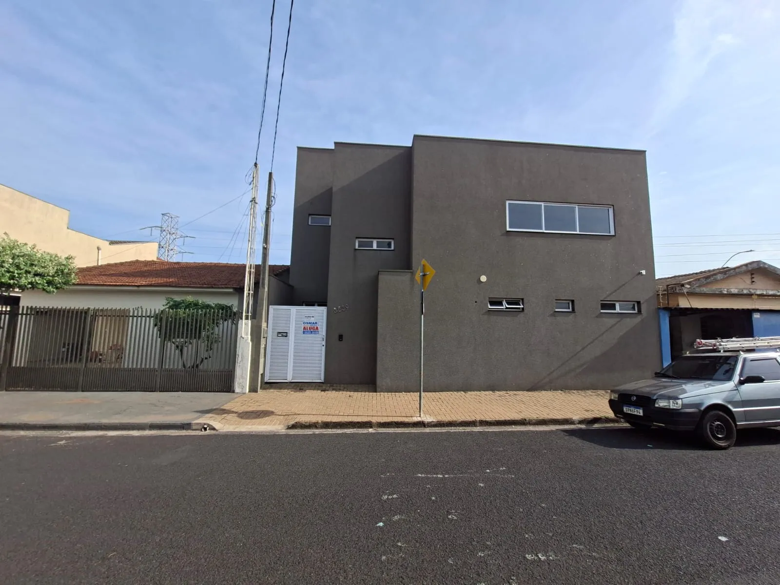 Loja / Salão / Ponto Comercial para aluguel, 120m² — foto 1 de 12