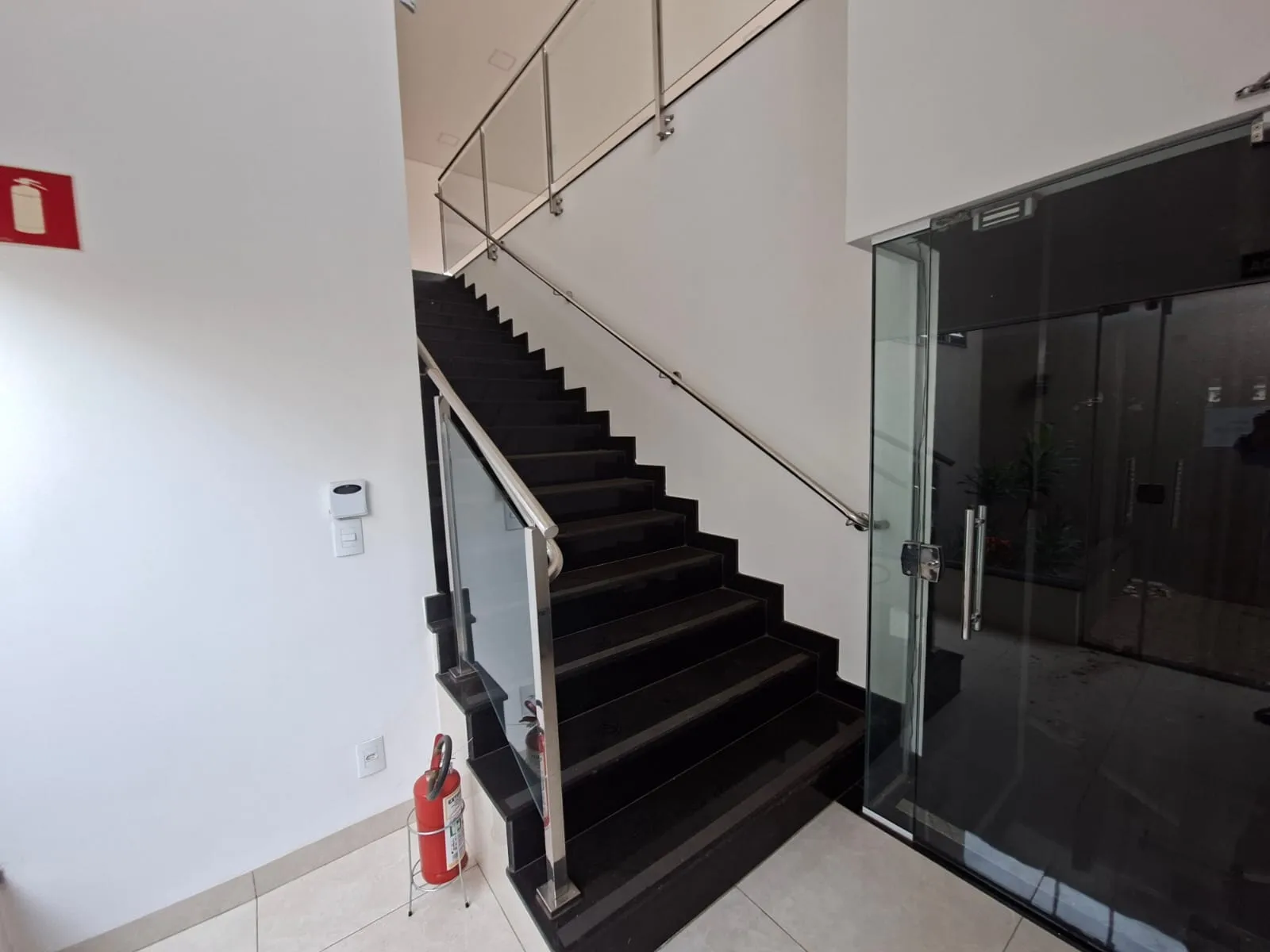 Loja / Salão / Ponto Comercial para aluguel, 120m² — foto 7 de 12