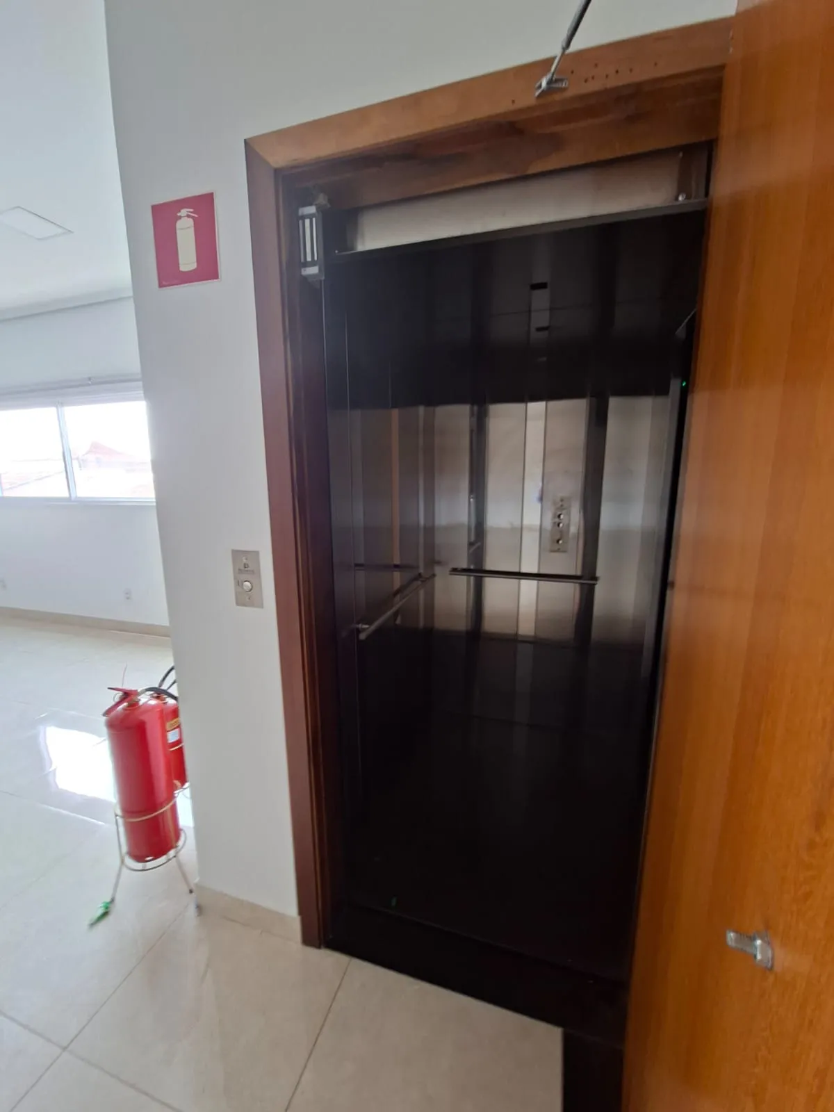 Loja / Salão / Ponto Comercial para aluguel, 120m² — foto 4 de 12
