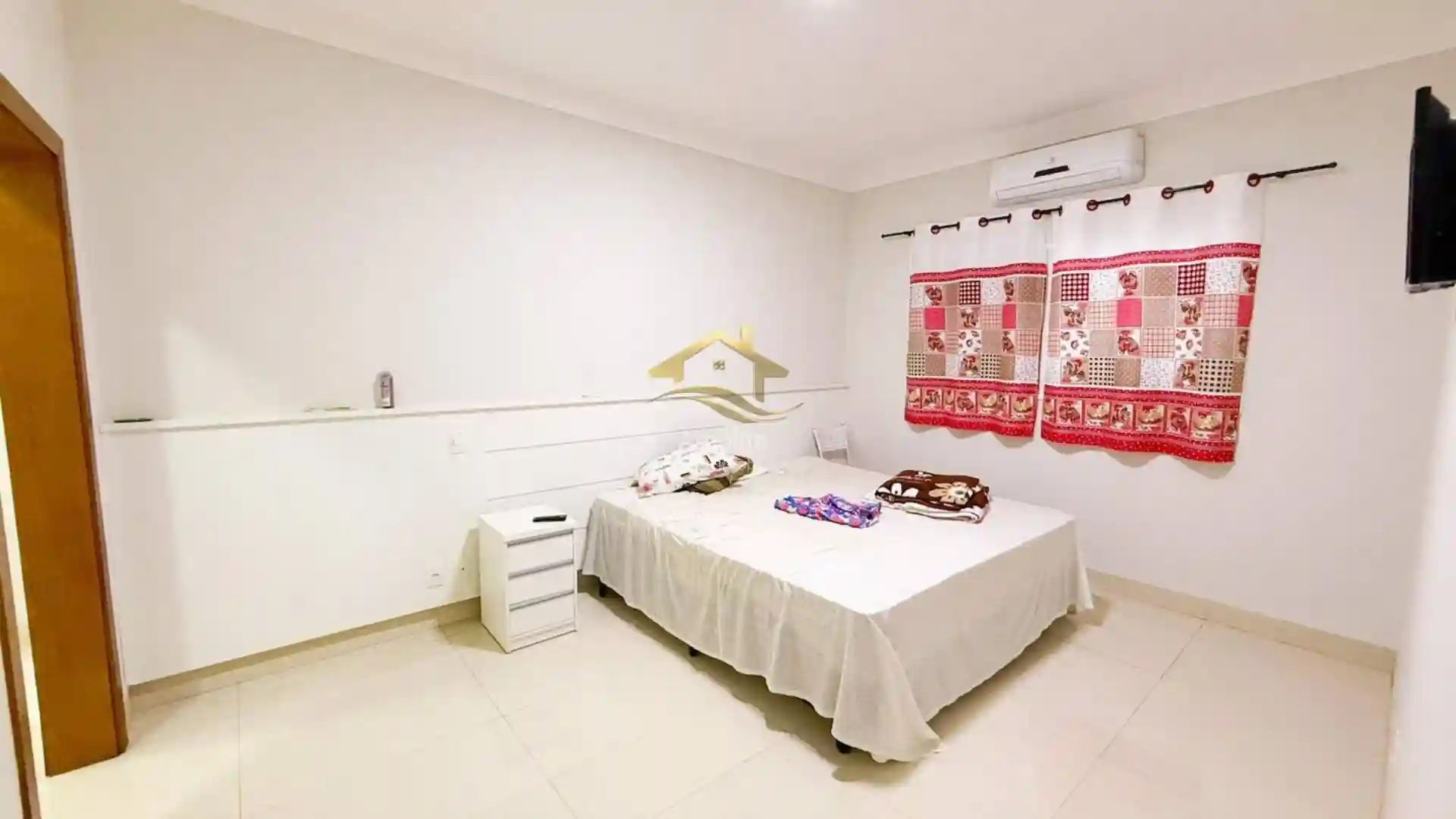 Casa de Condomínio com 4 quartos à venda, 265m² — foto 19 de 26