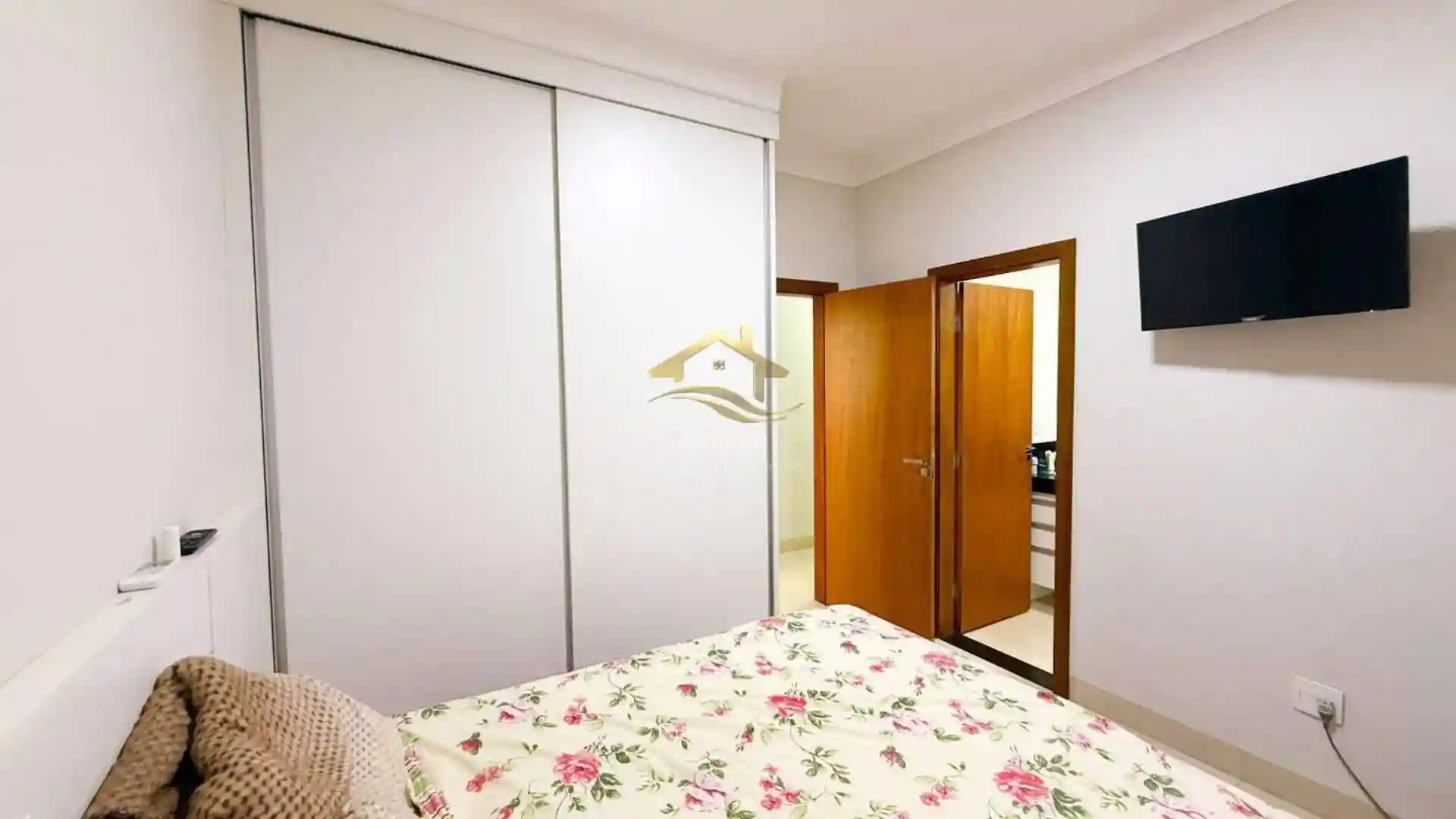 Casa de Condomínio com 4 quartos à venda, 265m² — foto 18 de 26