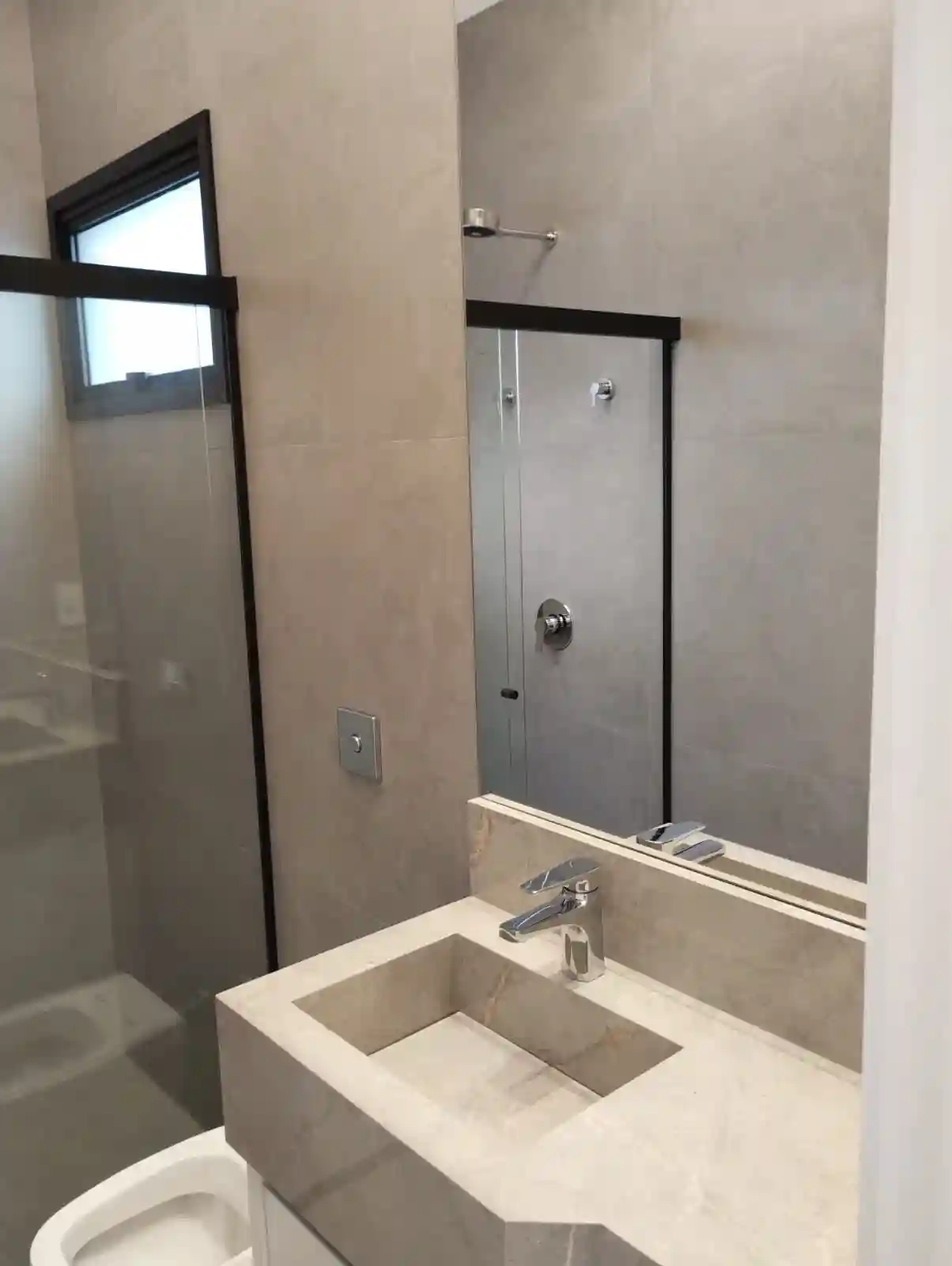 Casa de Condomínio com 3 quartos à venda, 200m² — foto 9 de 27