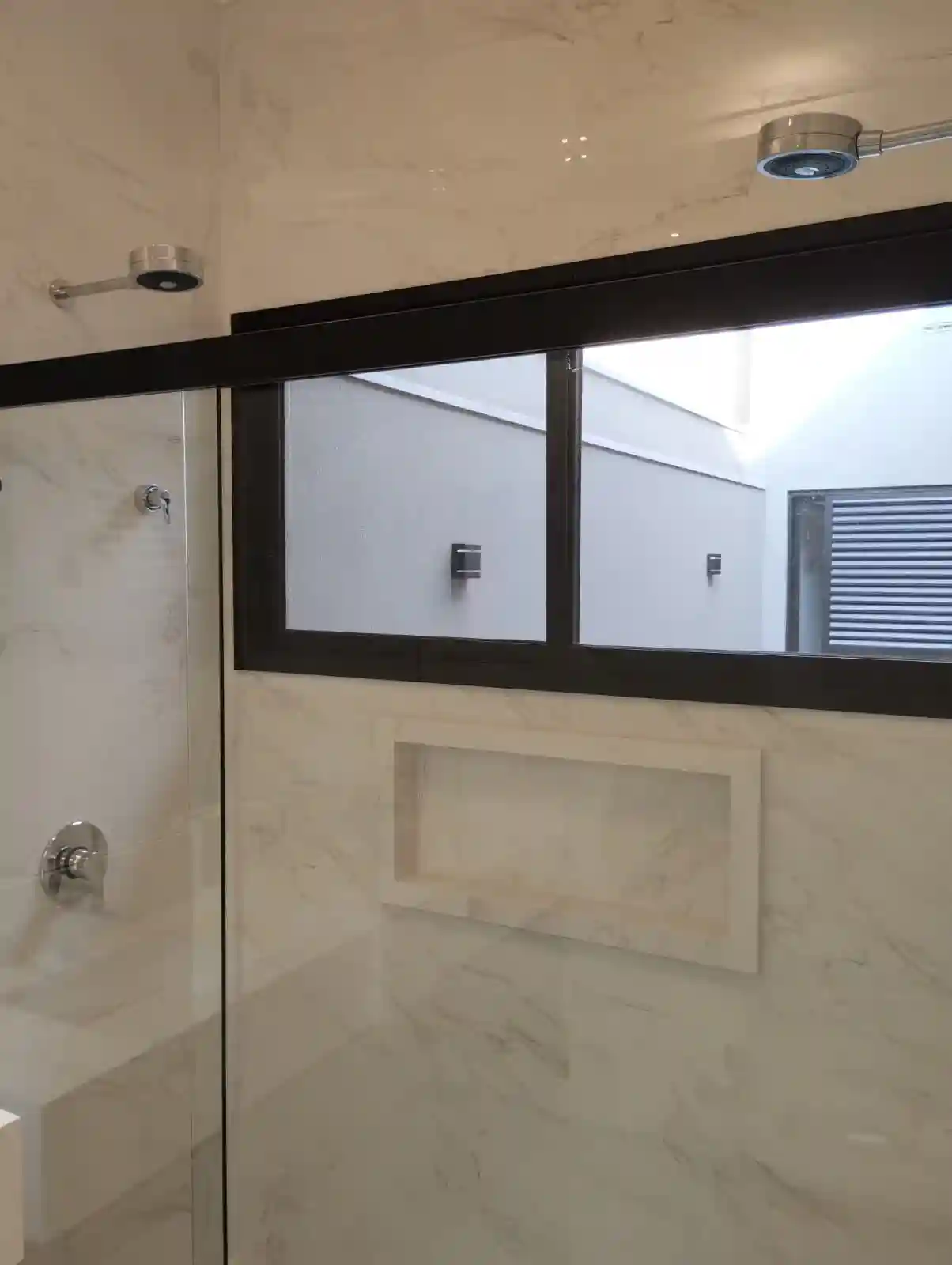 Casa de Condomínio com 3 quartos à venda, 200m² — foto 19 de 27
