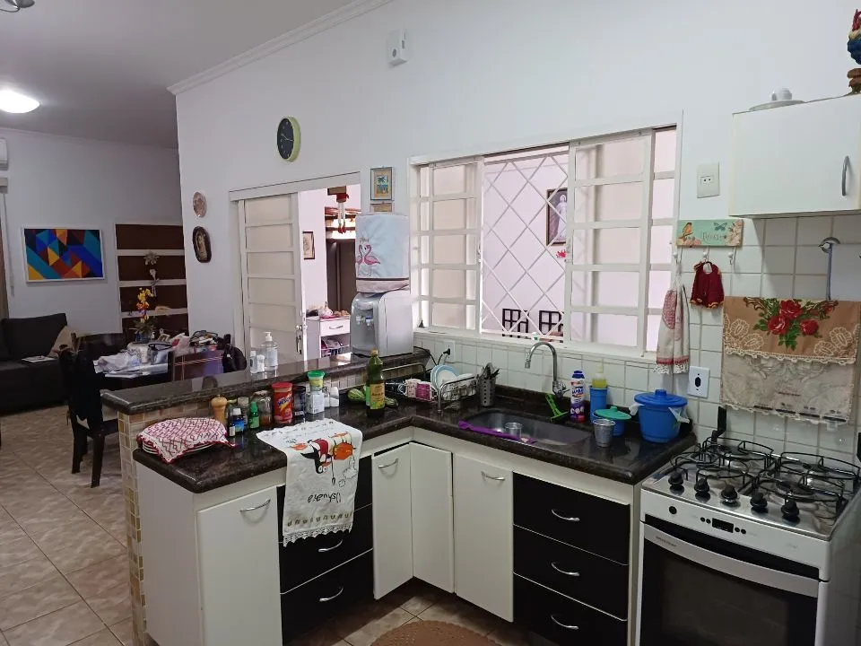 Casa à venda — foto 1 de 14