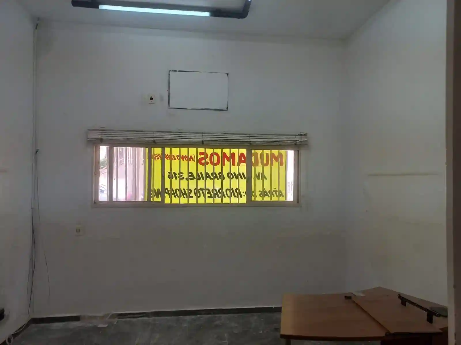 Conjunto Comercial / Sala  para aluguel, 30m² — foto 4 de 9