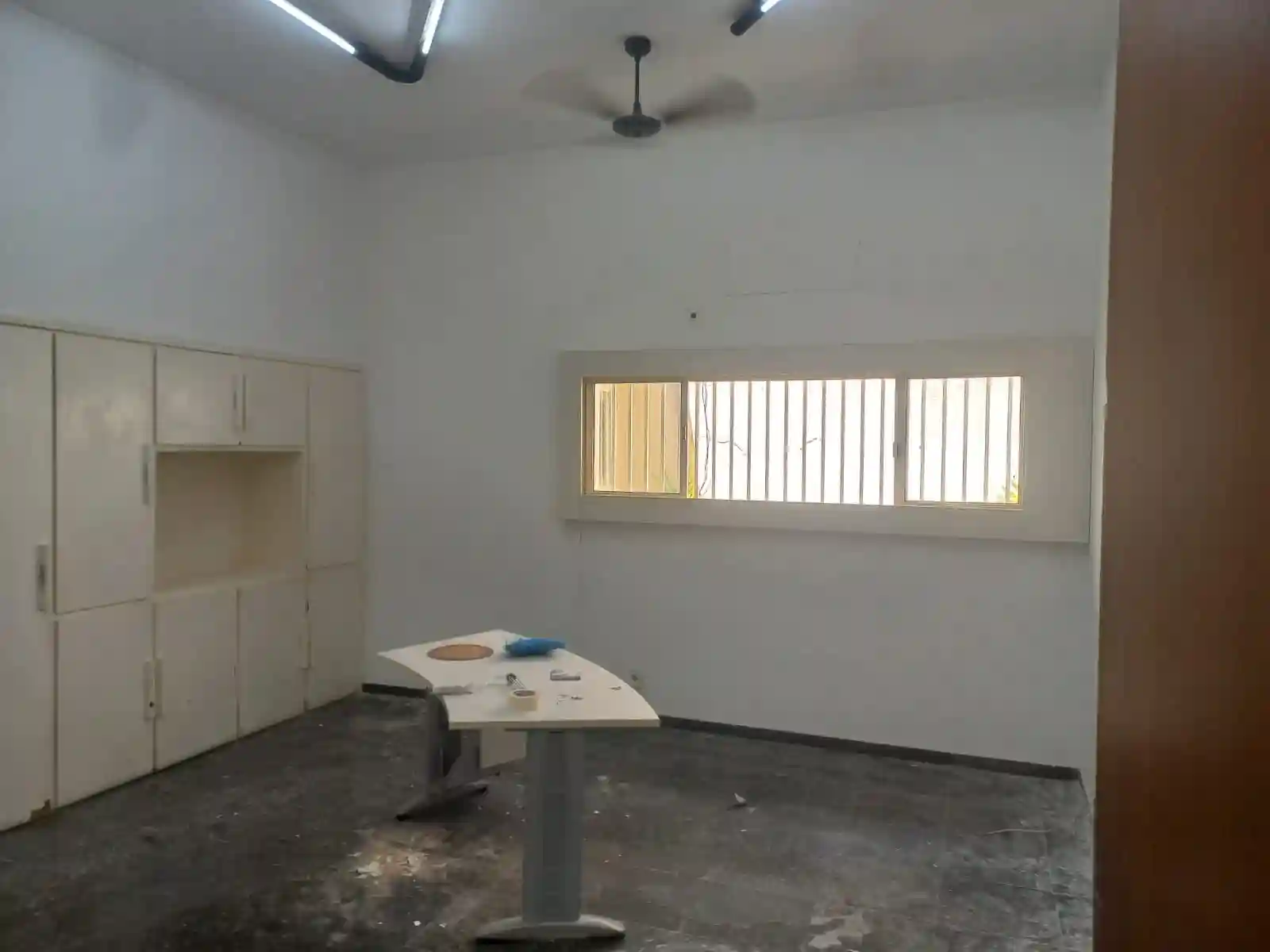 Conjunto Comercial / Sala  para aluguel, 30m² — foto 8 de 9