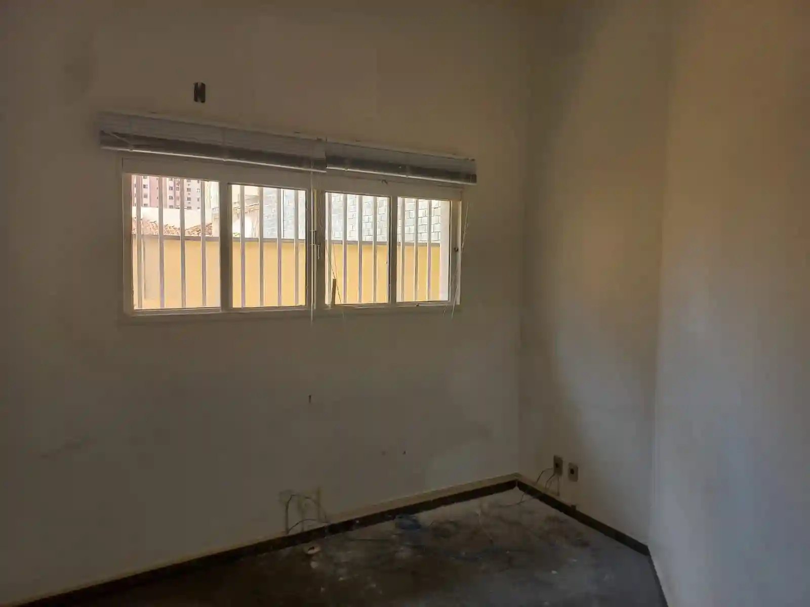 Conjunto Comercial / Sala  para aluguel, 30m² — foto 6 de 9