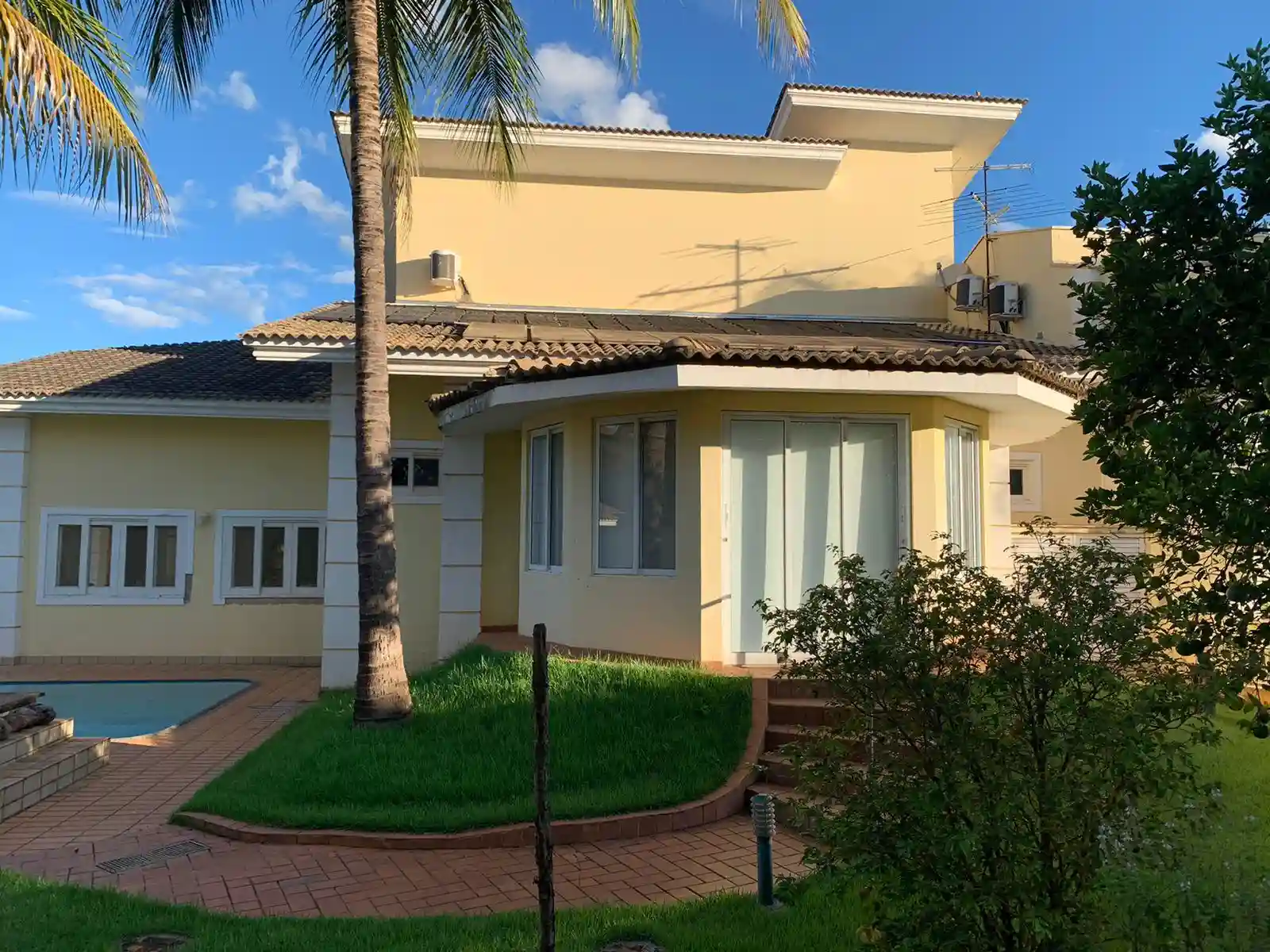 Casa de Condomínio com 3 quartos à venda, 984m² — foto 8 de 41