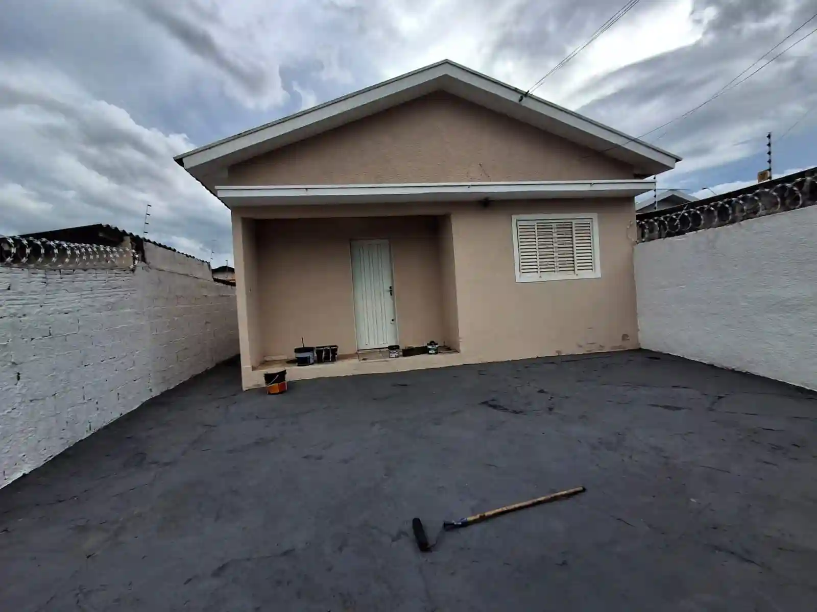 Casa com 2 quartos à venda, 333m² — foto 1 de 9