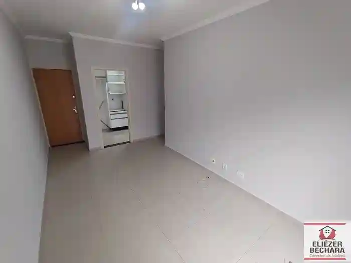 Apartamento com 2 quartos à venda, 65m² — foto 4 de 27
