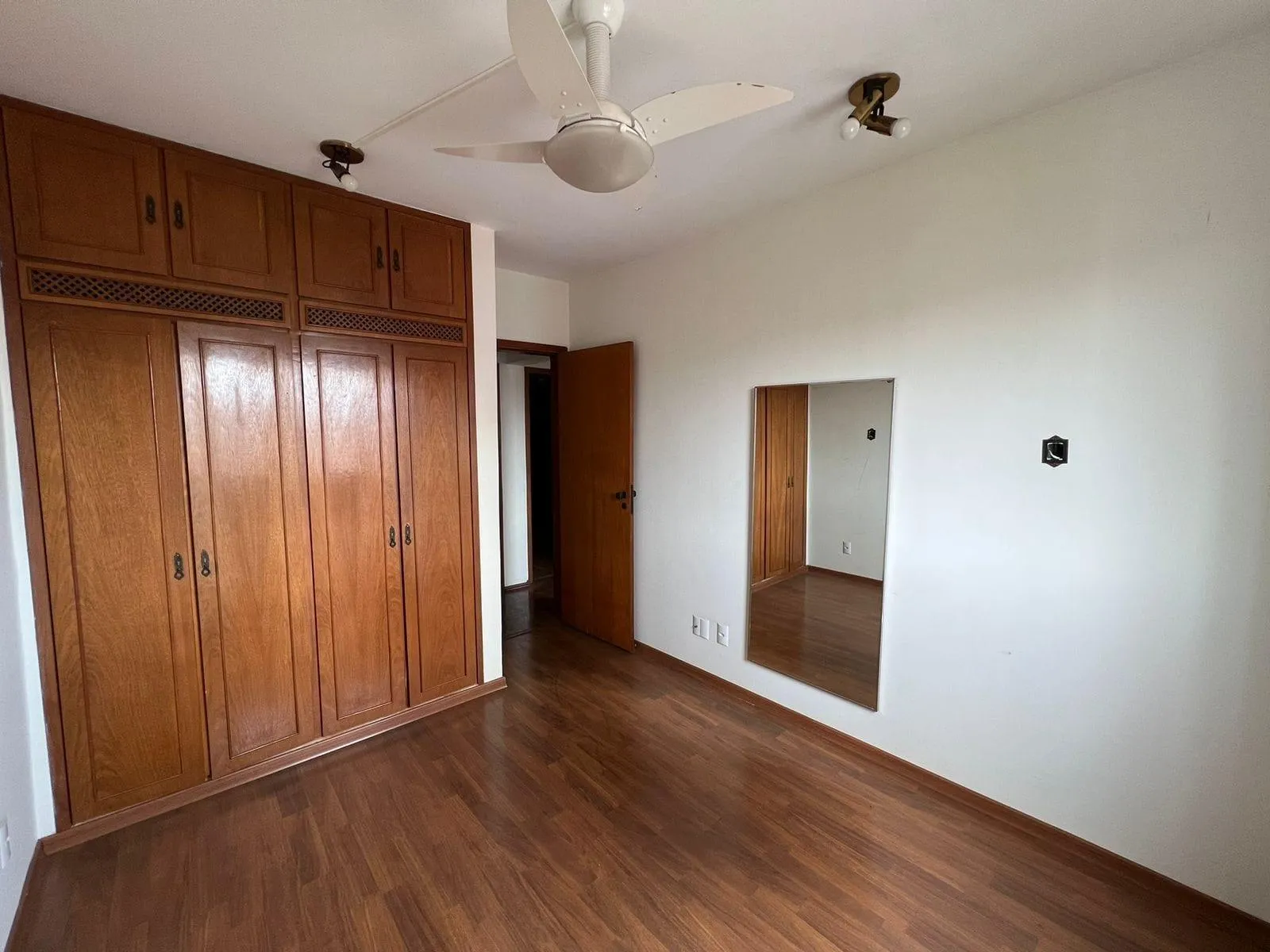 Apartamento com 3 quartos à venda, 100m² — foto 13 de 21