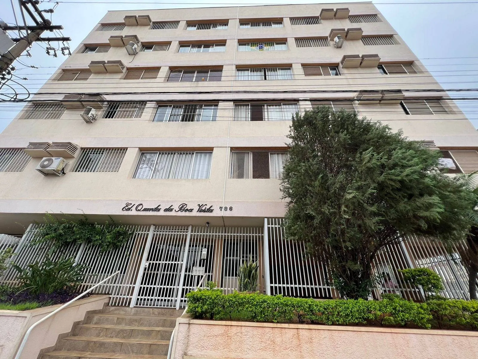 Apartamento com 3 quartos à venda, 100m² — foto 1 de 21