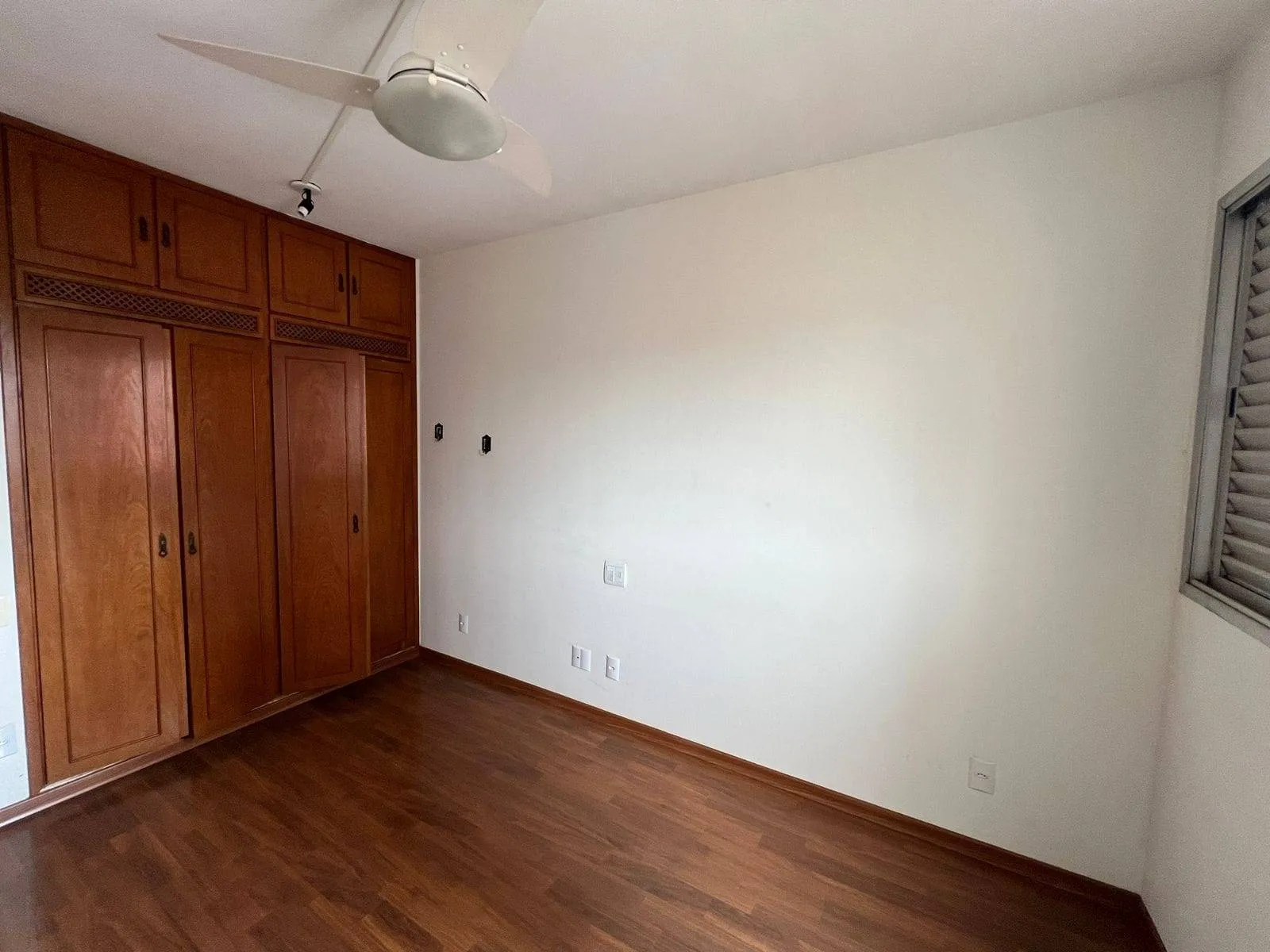 Apartamento com 3 quartos à venda, 100m² — foto 15 de 21