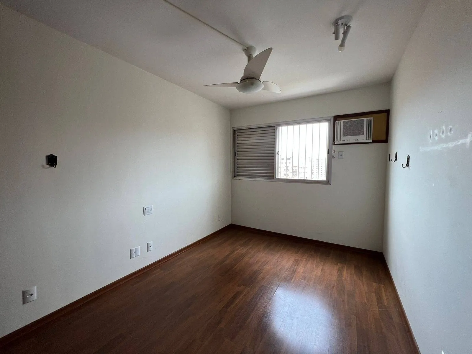 Apartamento com 3 quartos à venda, 100m² — foto 14 de 21