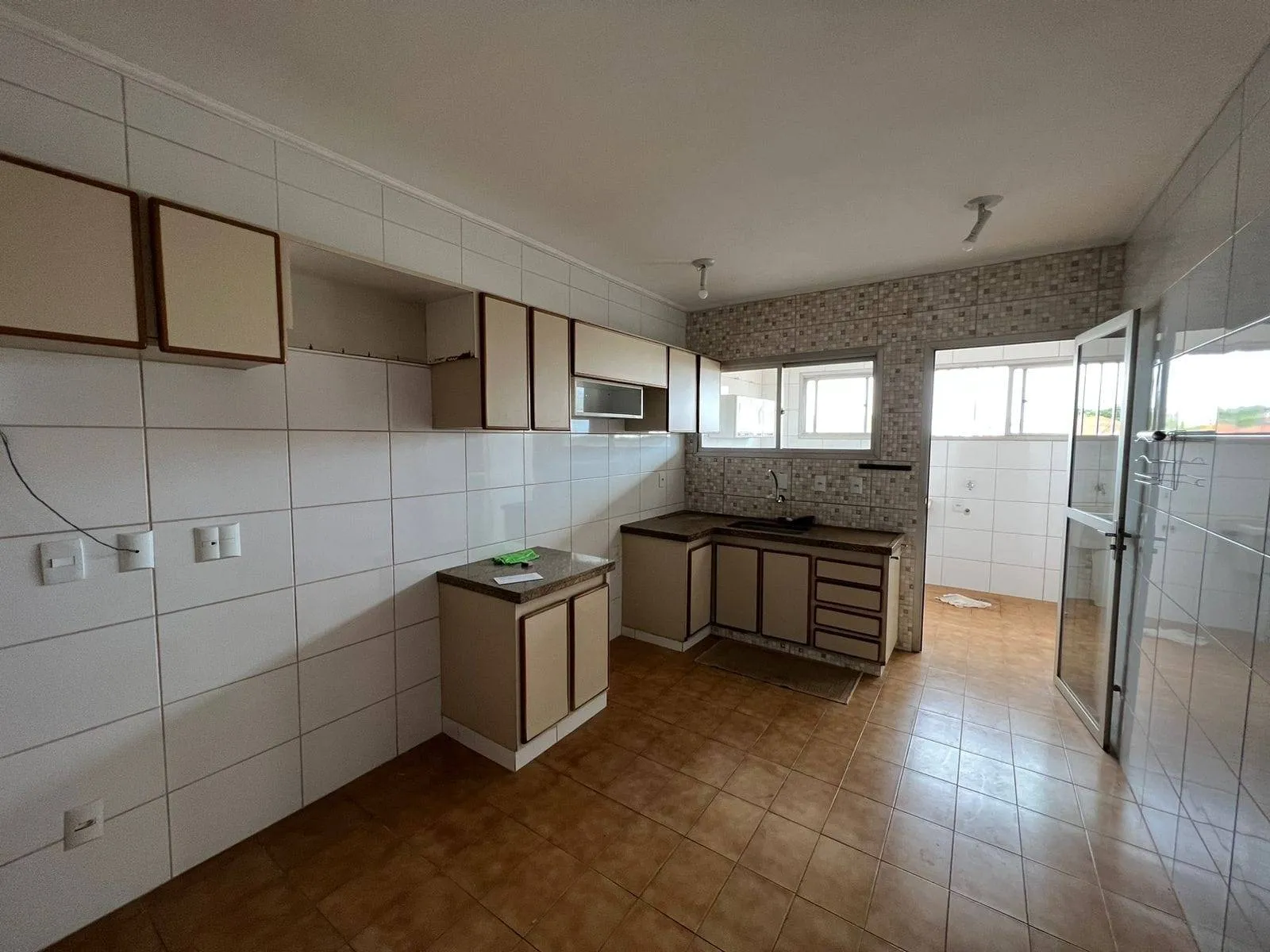 Apartamento com 3 quartos à venda, 100m² — foto 19 de 21