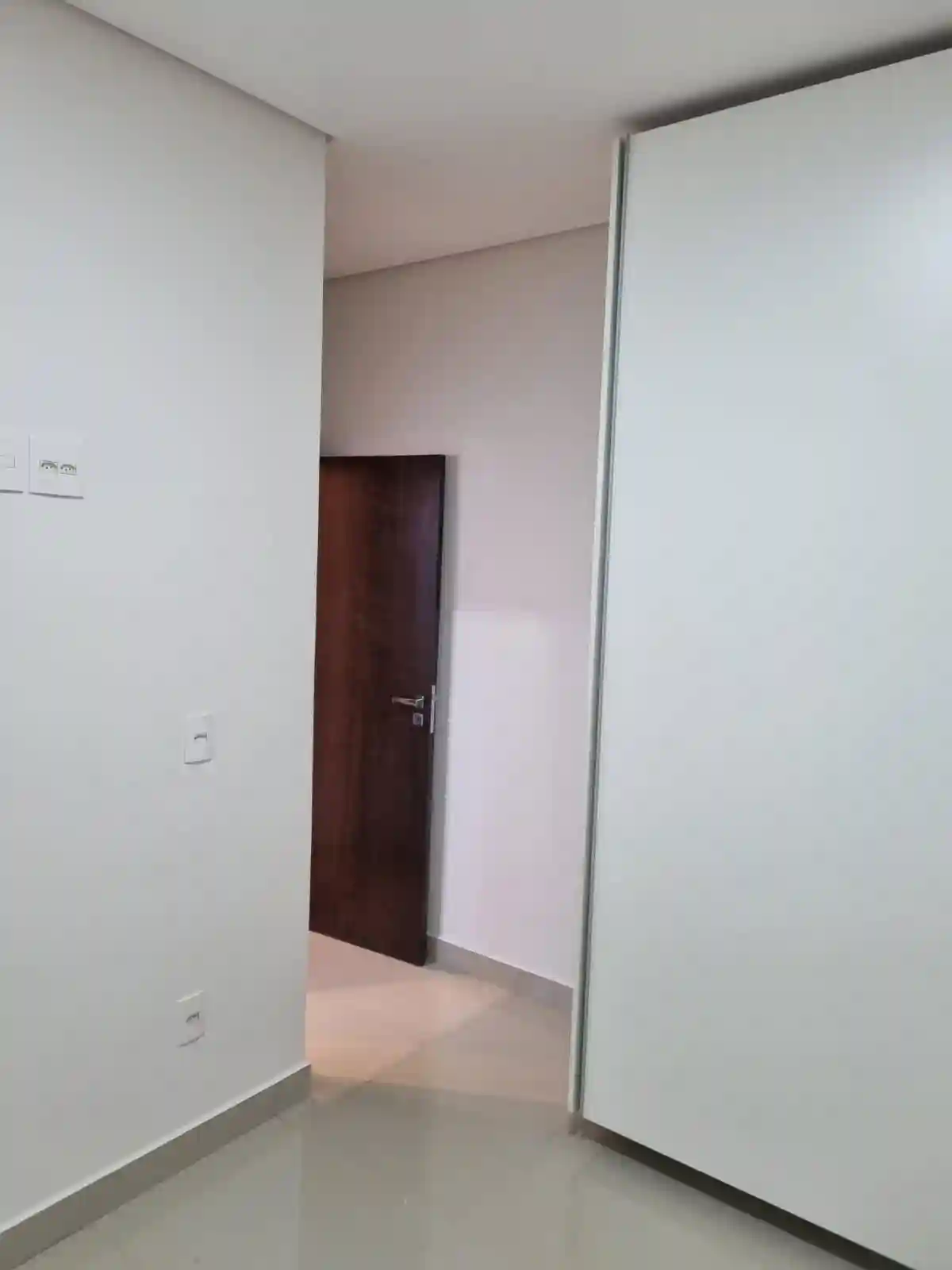 Casa de Condomínio com 3 quartos à venda, 168m² — foto 12 de 25