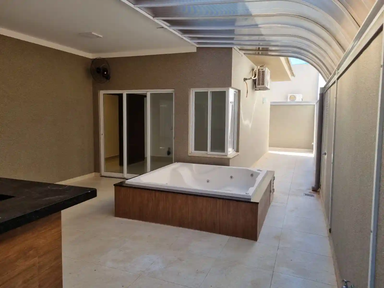 Casa de Condomínio com 3 quartos à venda, 168m² — foto 4 de 25