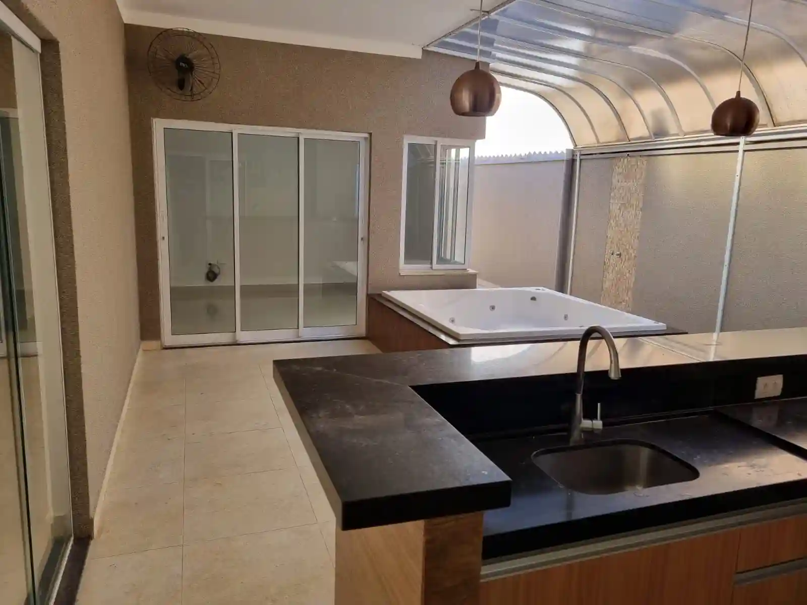 Casa de Condomínio com 3 quartos à venda, 168m² — foto 11 de 25