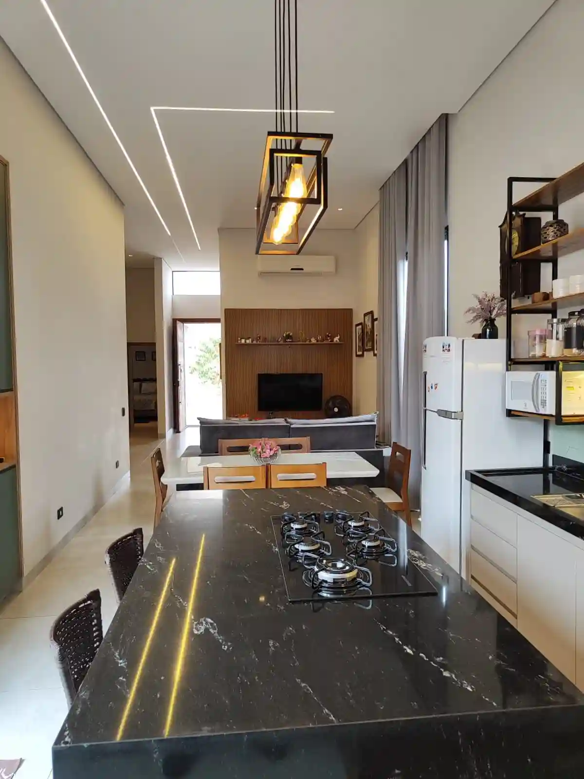 Casa de Condomínio com 3 quartos à venda, 176m² — foto 3 de 15