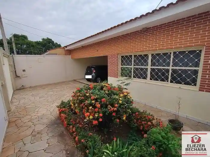 Casa com 3 quartos à venda, 190m² — foto 33 de 35