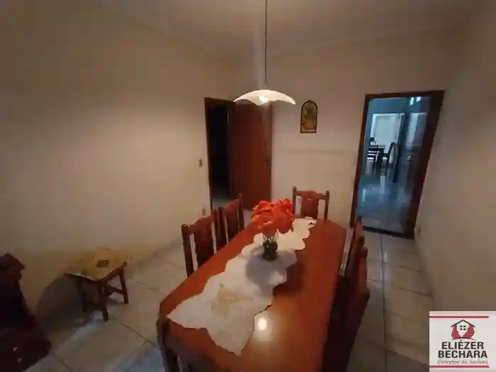 Casa com 3 quartos à venda, 190m² — foto 16 de 35