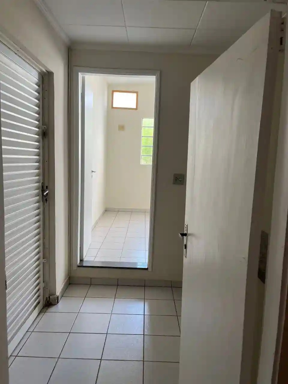Casa Comercial com 4 quartos à venda, 330m² — foto 10 de 11