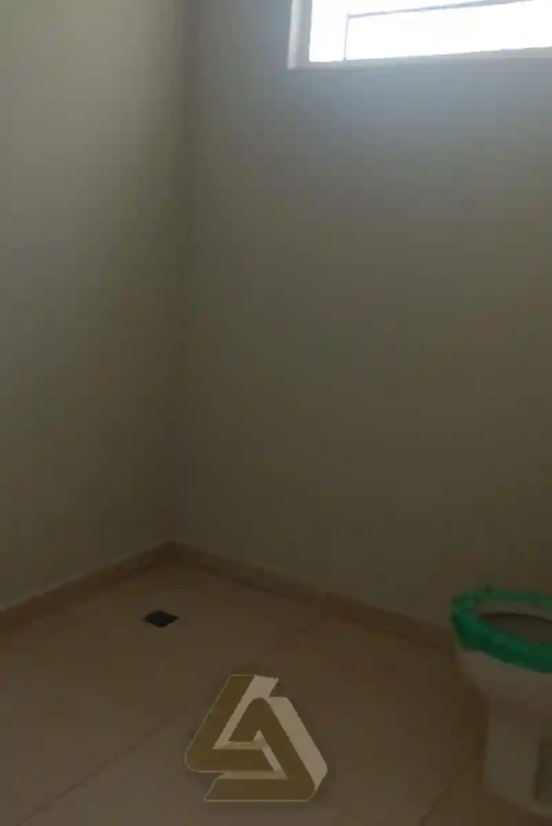 Imóvel Comercial com 5 quartos para aluguel, 240m² — foto 4 de 7