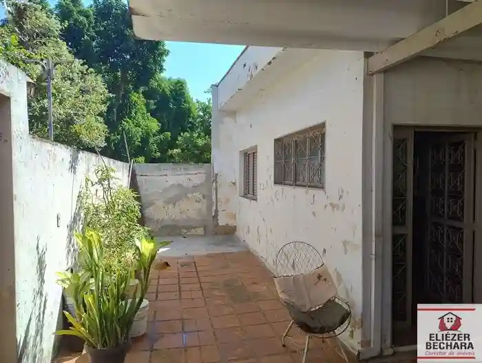 Casa com 3 quartos à venda, 186m² — foto 2 de 49