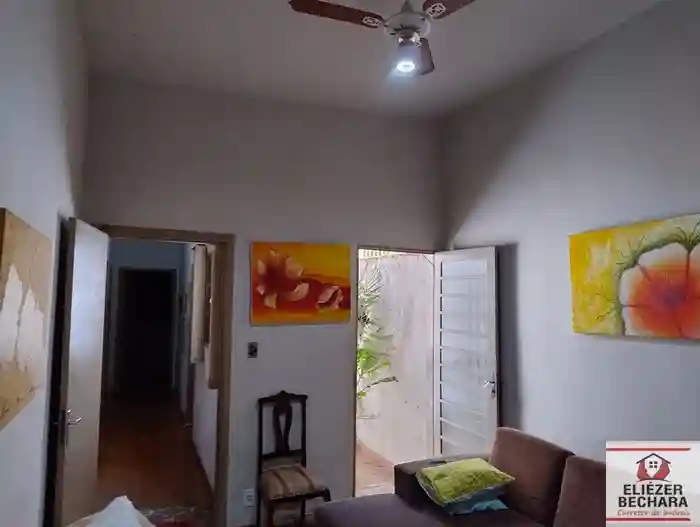 Casa com 3 quartos à venda, 186m² — foto 32 de 49
