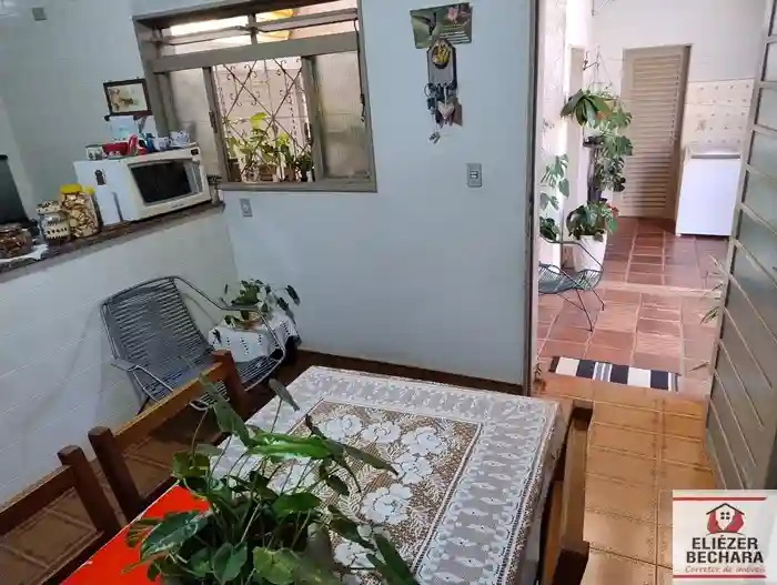 Casa com 3 quartos à venda, 186m² — foto 38 de 49