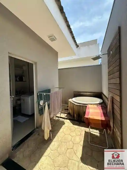 Casa de Condomínio com 3 quartos à venda, 184m² — foto 14 de 19