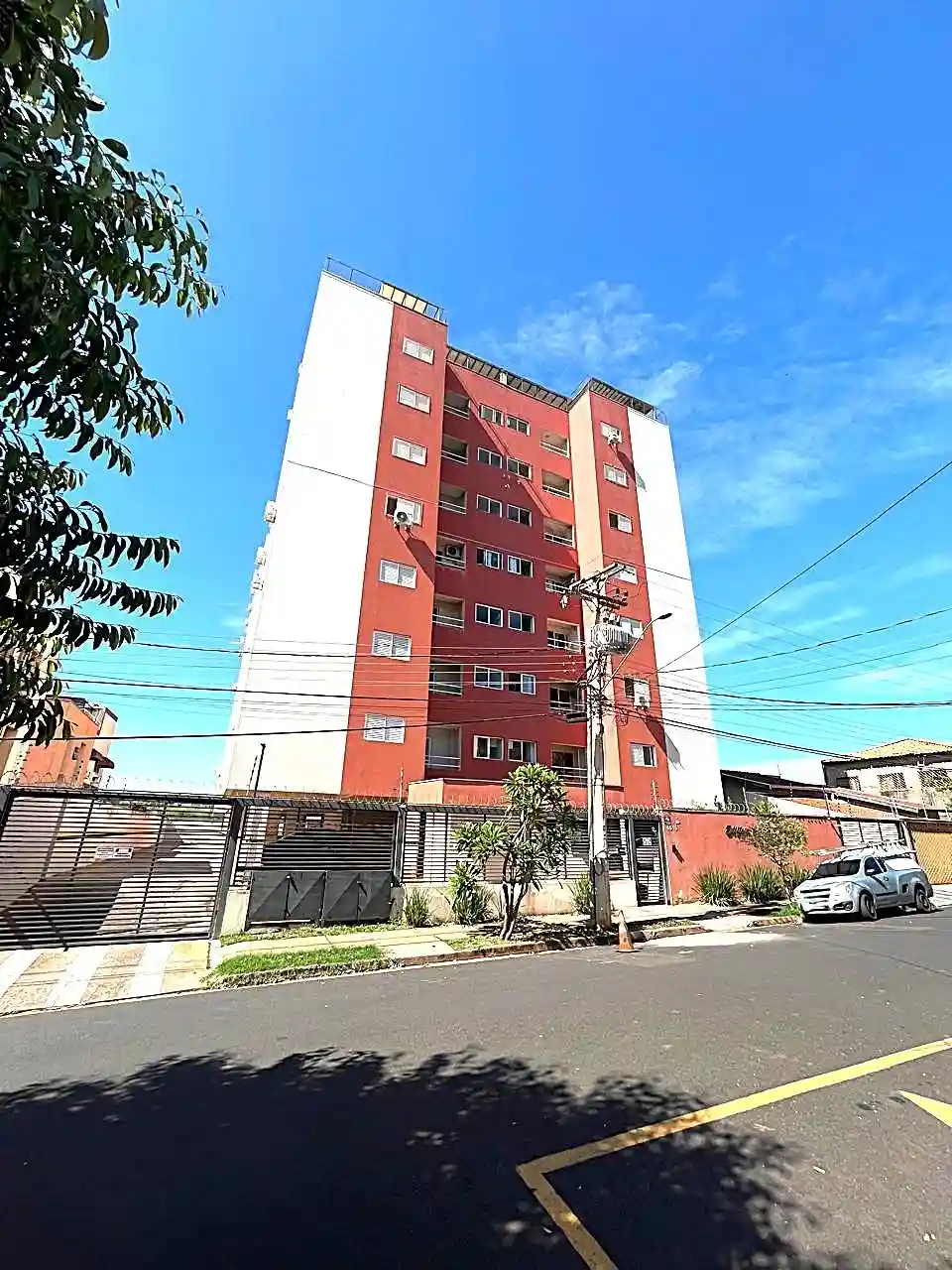 Apartamento com 2 quartos para aluguel, 70m² — foto 2 de 14