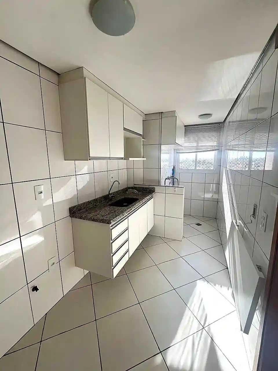 Apartamento com 2 quartos para aluguel, 70m² — foto 10 de 14