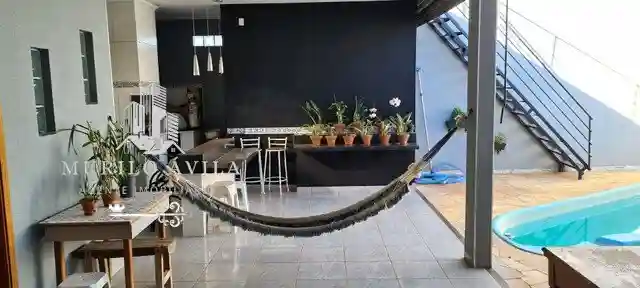 Casa com 3 quartos à venda, 360m² — foto 4 de 17