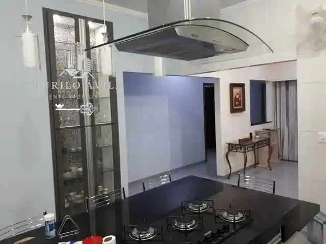 Casa com 3 quartos à venda, 360m² — foto 16 de 17