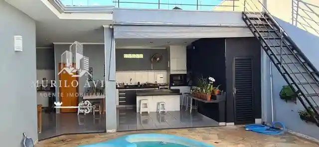Casa com 3 quartos à venda, 360m² — foto 5 de 17