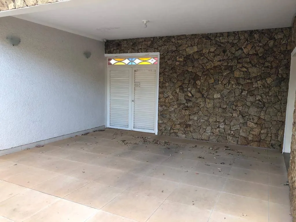 Casa com 3 quartos à venda, 320m² — foto 6 de 23
