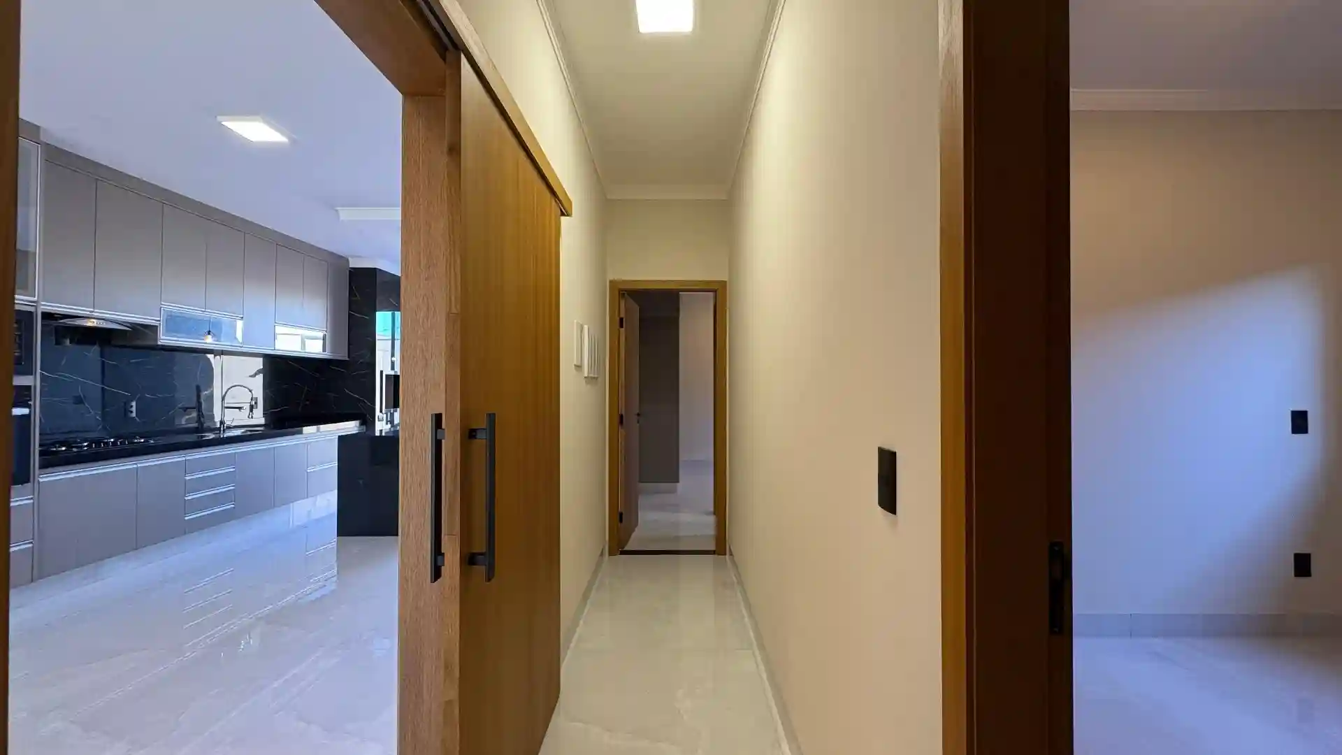 Casa com 3 quartos à venda, 200m² — foto 20 de 45