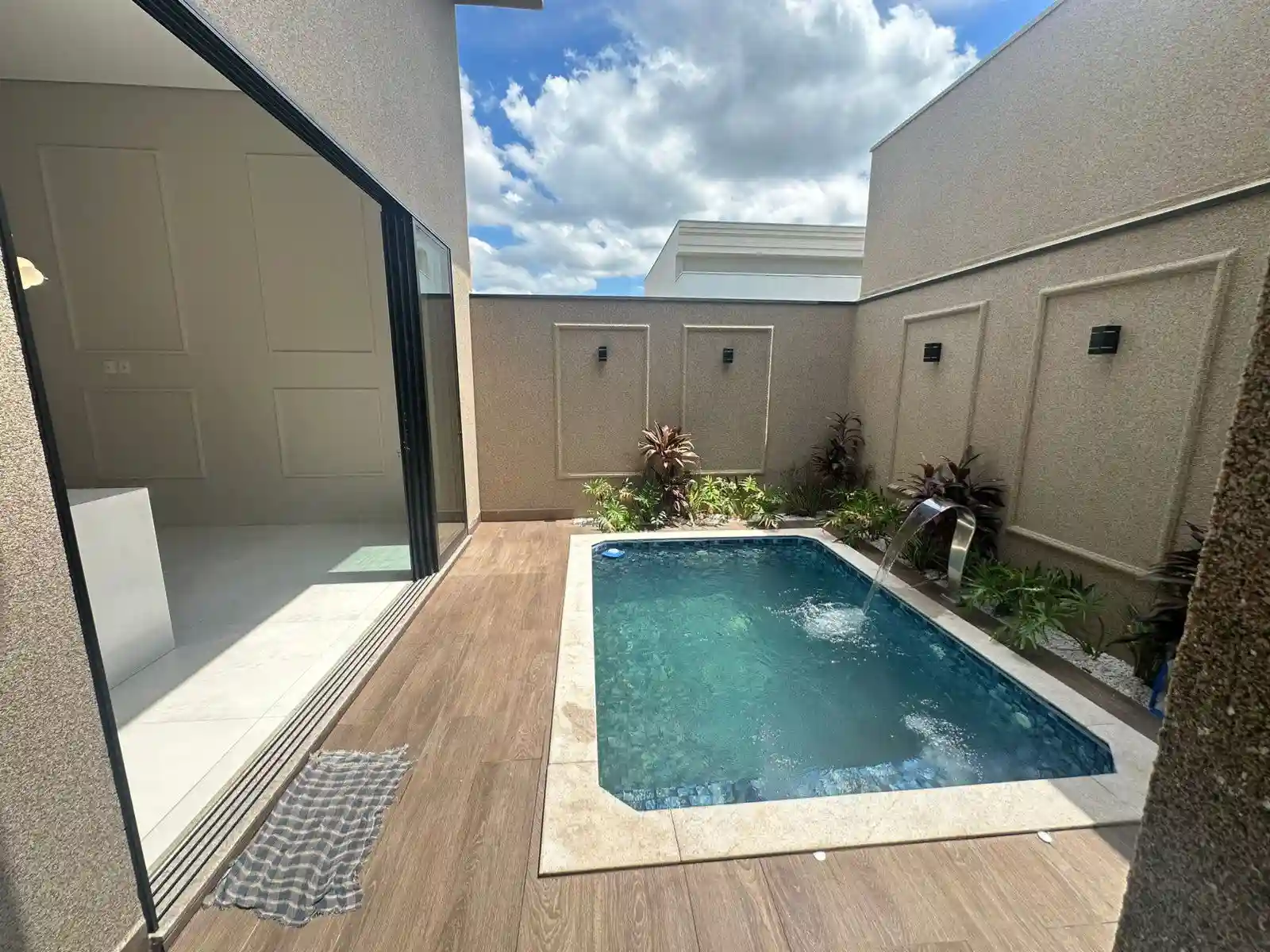 Casa de Condomínio com 3 quartos à venda, 160m² — foto 18 de 18
