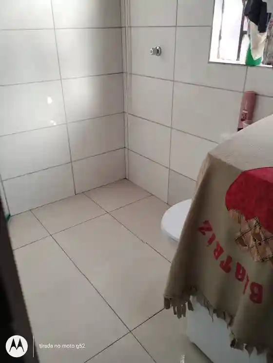 Casa com 3 quartos à venda, 180m² — foto 2 de 9