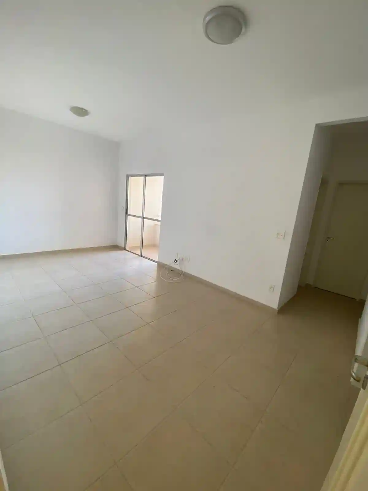 Apartamento com 2 quartos à venda, 85m² — foto 2 de 11