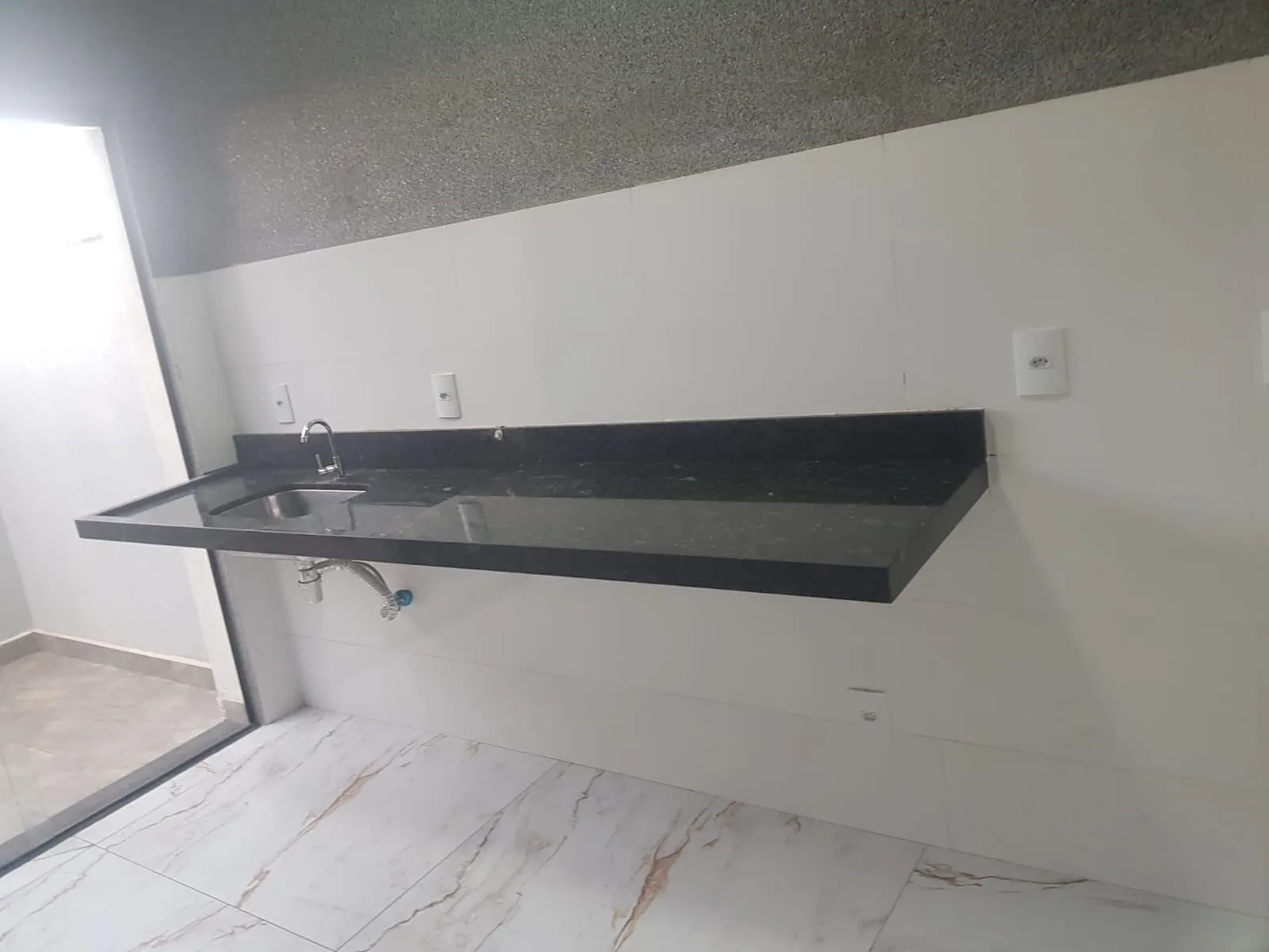 Loja / Salão / Ponto Comercial para aluguel, 90m² — foto 4 de 6