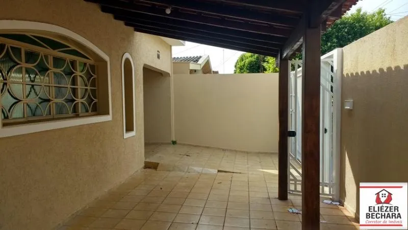 Casa à venda — foto 4 de 8