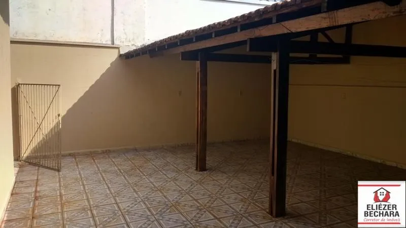 Casa à venda — foto 7 de 8