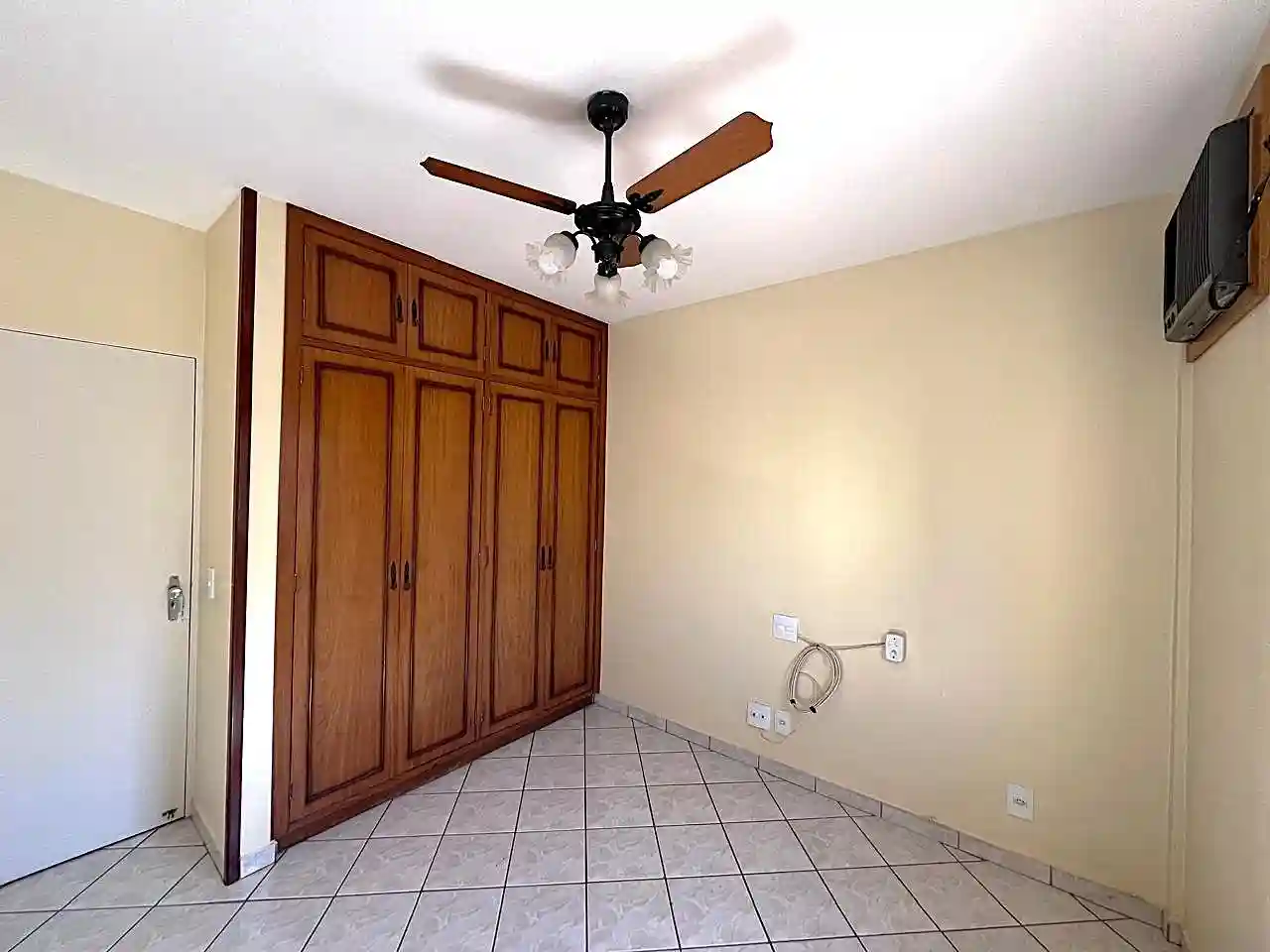 Apartamento com 2 quartos à venda, 90m² — foto 4 de 16