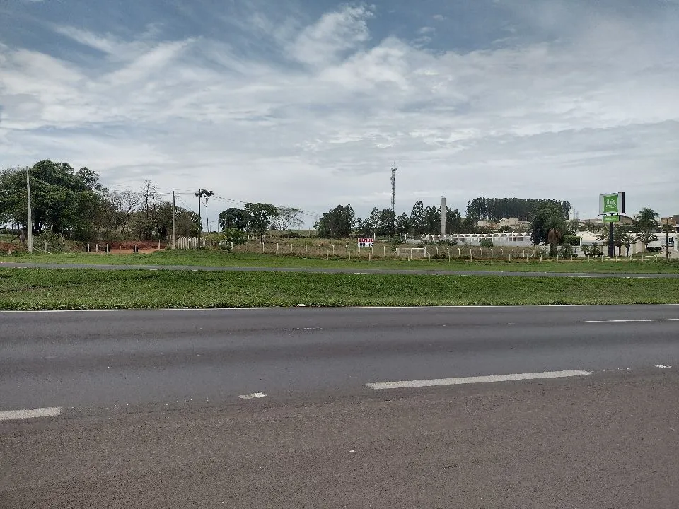 Terreno / Lote / Condomínio à venda — foto 1 de 7