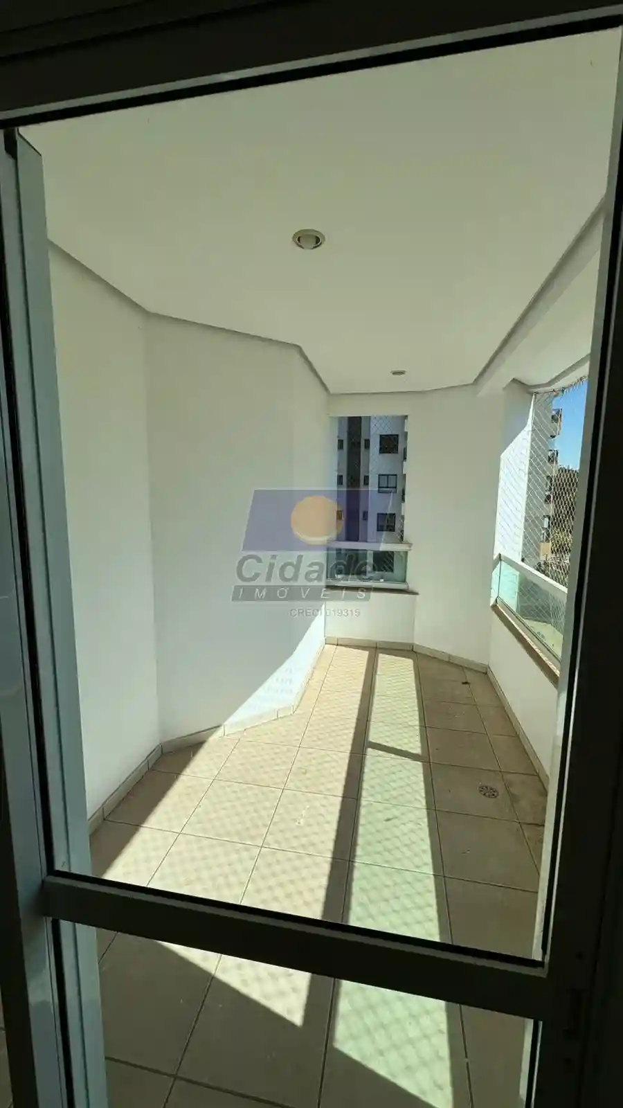 Apartamento com 3 quartos à venda, 123m² — foto 2 de 15